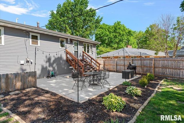 2308 Tamaroa Trail, Springfield, IL 62702