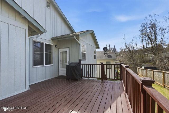 6718 Delong Landing Circle, Anchorage, AK 99502