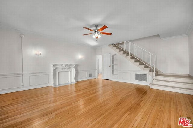 614 Midvale Avenue, Los Angeles, CA 90024