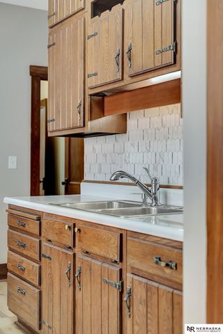 1267 S 27th Street, Lincoln, NE 68502