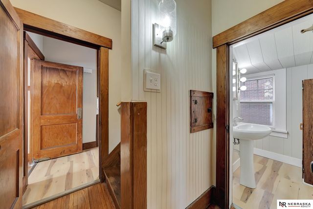 1267 S 27th Street, Lincoln, NE 68502