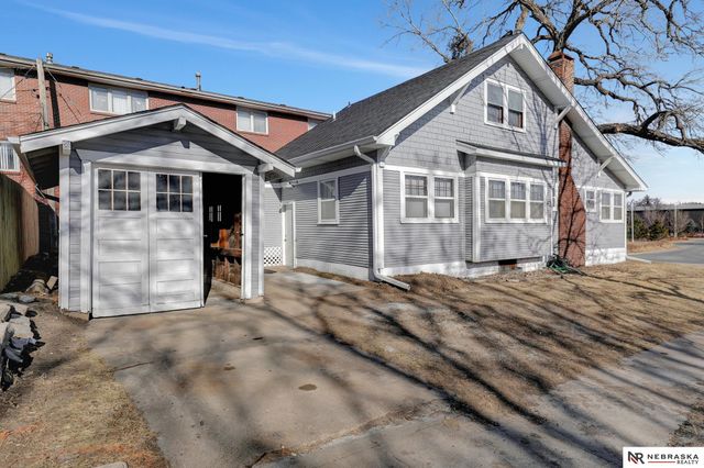 1267 S 27th Street, Lincoln, NE 68502