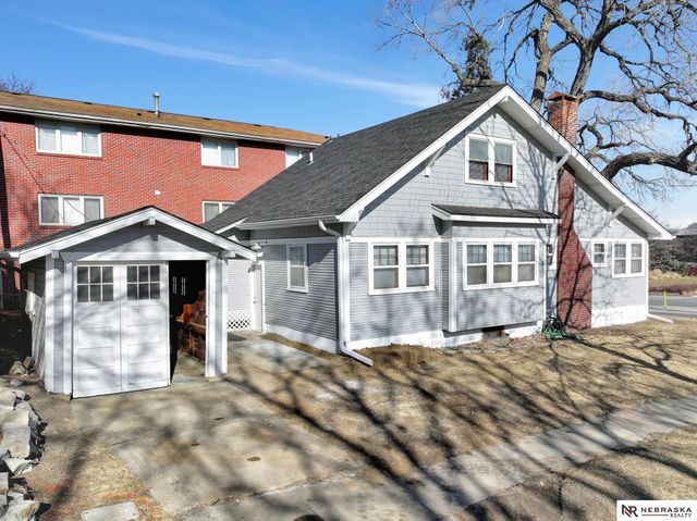 1267 S 27th Street, Lincoln, NE 68502