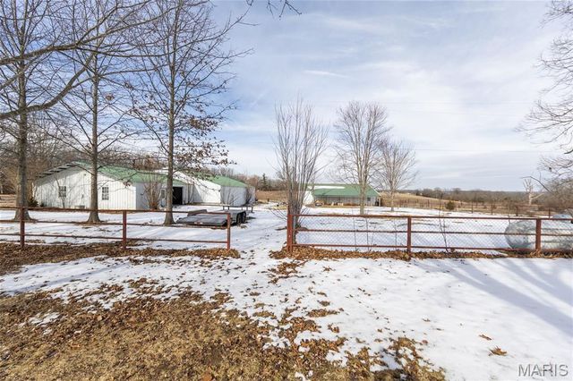 20058 State Route O, Rolla, MO 65401