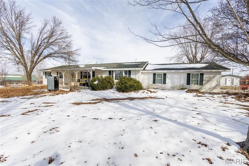 20058 State Route O, Rolla, MO 65401