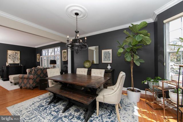 1 LORD LN, West Deptford, NJ 08086