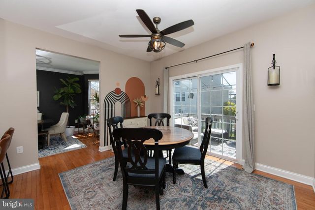 1 LORD LN, West Deptford, NJ 08086