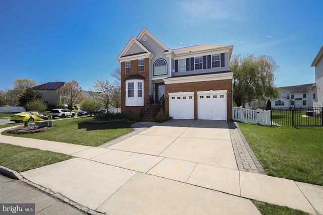1 LORD LN, West Deptford, NJ 08086
