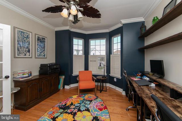 1 LORD LN, West Deptford, NJ 08086
