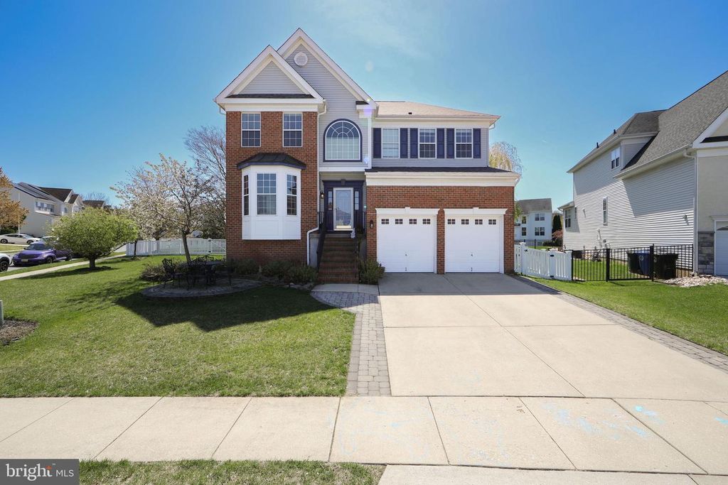1 LORD LN, West Deptford, NJ 08086