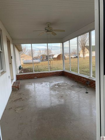 1250 Carter Road, Mayfield, KY 42066