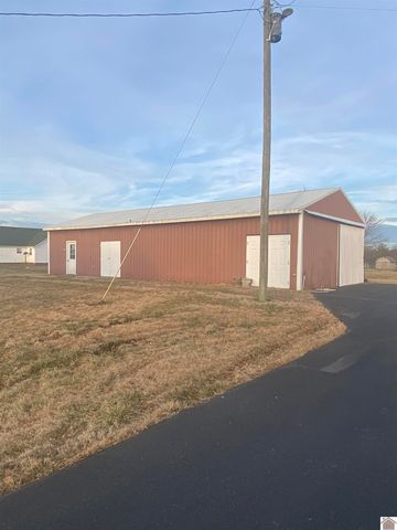 1250 Carter Road, Mayfield, KY 42066