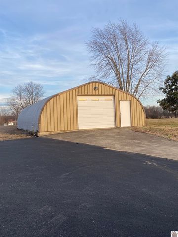 1250 Carter Road, Mayfield, KY 42066