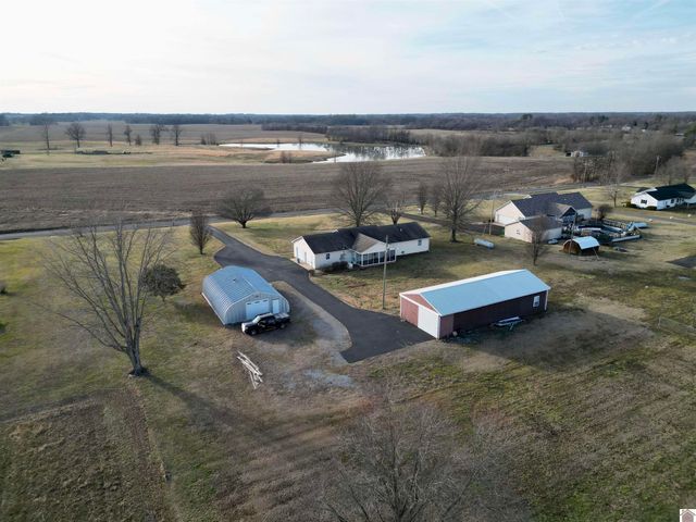 1250 Carter Road, Mayfield, KY 42066