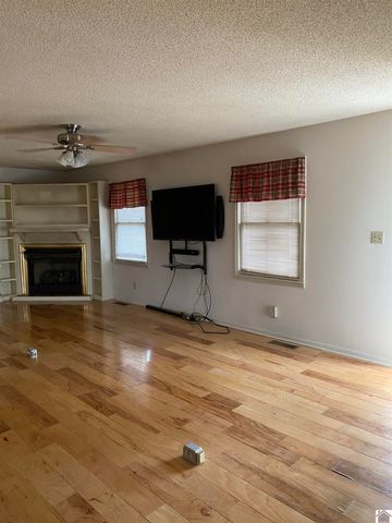 1250 Carter Road, Mayfield, KY 42066