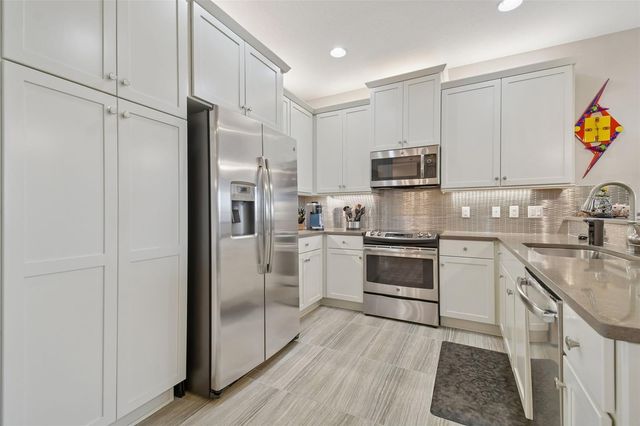 4838 MARBLE SPRINGS CIRCLE, Wimauma, FL 33598