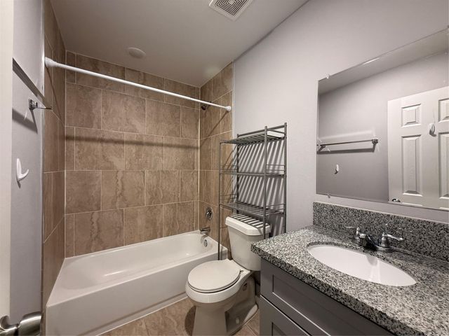 6610 Haight Street B, Houston, TX 77028