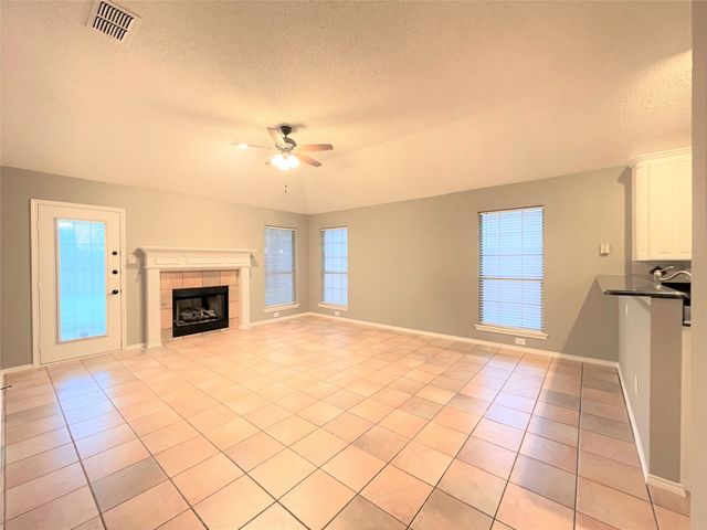 9017 Creede Trail, Fort Worth, TX 76118