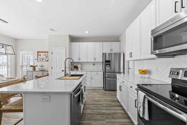 621 Antebellum Lane, Mount Pleasant, SC 29464