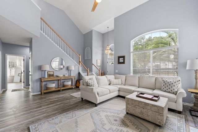 621 Antebellum Lane, Mount Pleasant, SC 29464