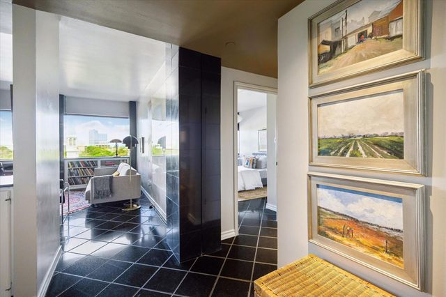 5000 Montrose Boulevard 6A, Houston, TX 77006