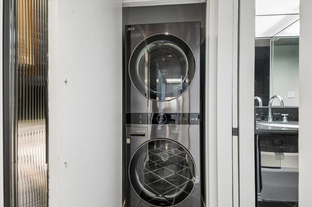 5000 Montrose Boulevard 6A, Houston, TX 77006