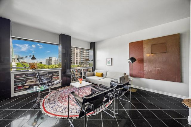 5000 Montrose Boulevard 6A, Houston, TX 77006