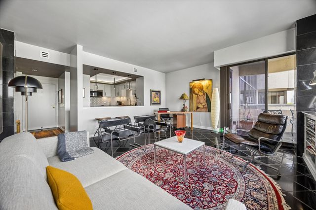 5000 Montrose Boulevard 6A, Houston, TX 77006