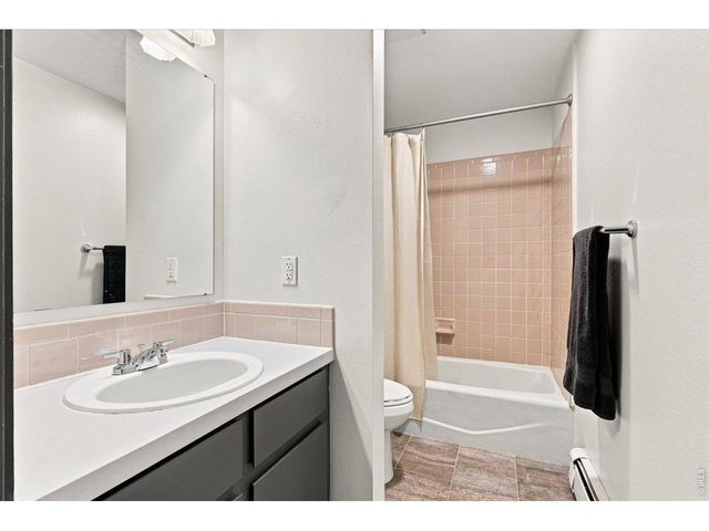 1727 Azalea Dr 4, Fort Collins, CO 80526