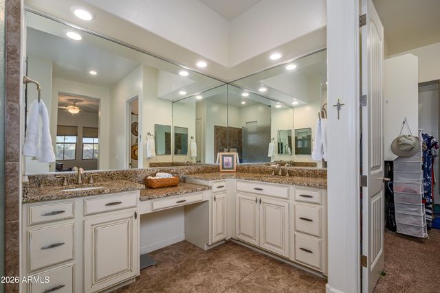 20641 W MINNEZONA Avenue, Buckeye, AZ 85396