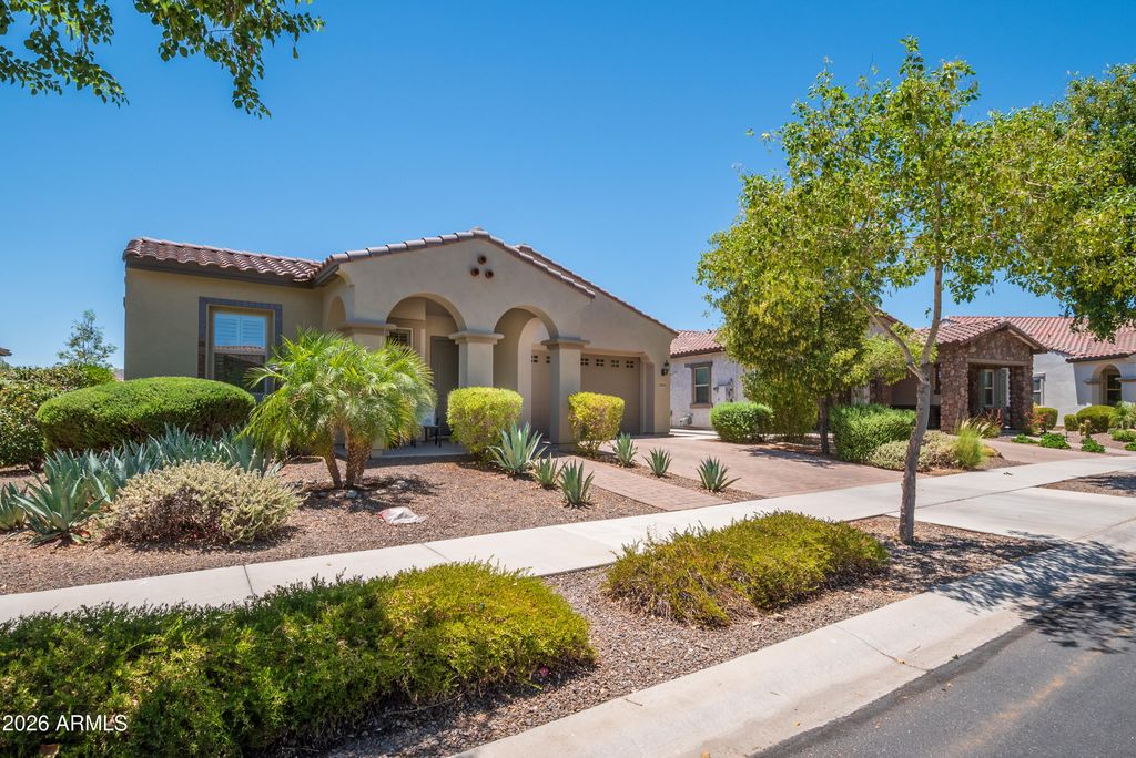 20641 W MINNEZONA Avenue, Buckeye, AZ 85396 — photo 4