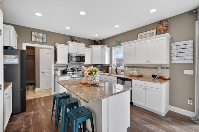 318 W High Road, Norwalk, IA 50211