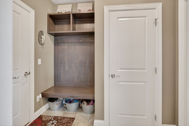 318 W High Road, Norwalk, IA 50211