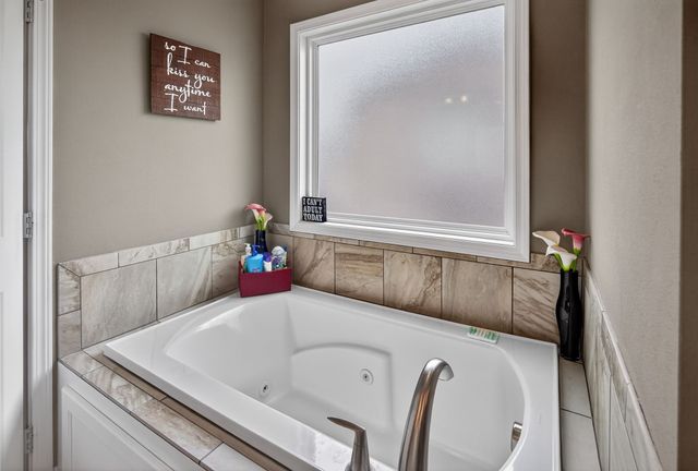 318 W High Road, Norwalk, IA 50211