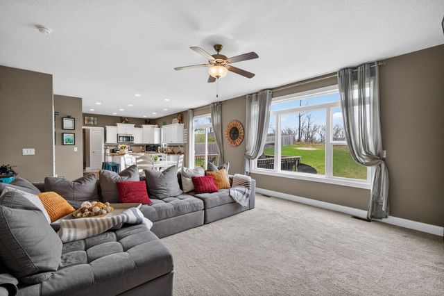 318 W High Road, Norwalk, IA 50211