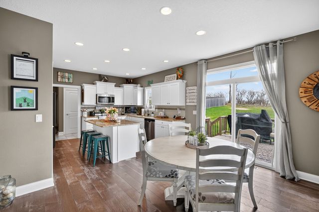 318 W High Road, Norwalk, IA 50211