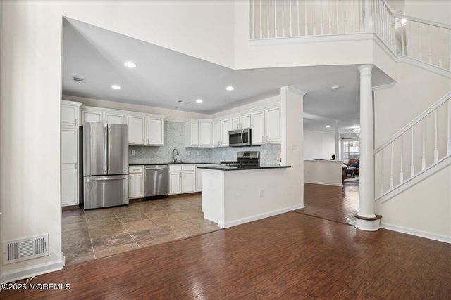 3 Whitemarsh Drive, Manalapan, NJ 07726