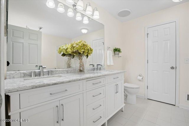 3 Whitemarsh Drive, Manalapan, NJ 07726