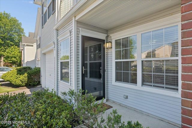 3 Whitemarsh Drive, Manalapan, NJ 07726