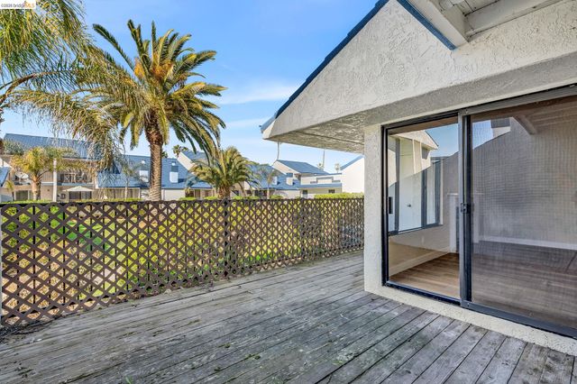 5841 Yawl St, Discovery Bay, CA 94505