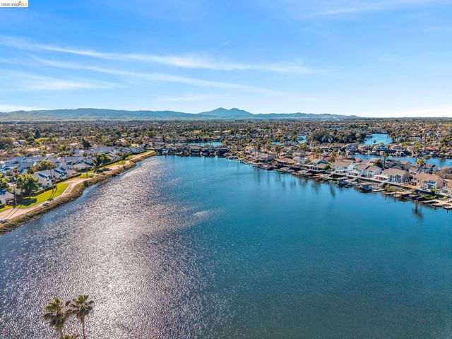 5841 Yawl St, Discovery Bay, CA 94505