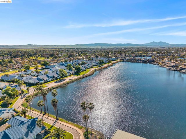 5841 Yawl St, Discovery Bay, CA 94505