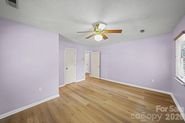 4301 Claybury Court, Charlotte, NC 28227