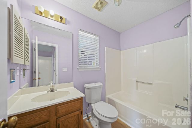 4301 Claybury Court, Charlotte, NC 28227