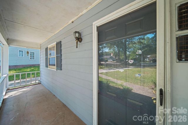 4301 Claybury Court, Charlotte, NC 28227