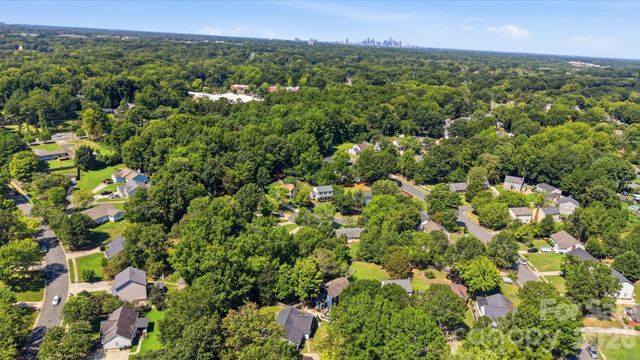 4301 Claybury Court, Charlotte, NC 28227