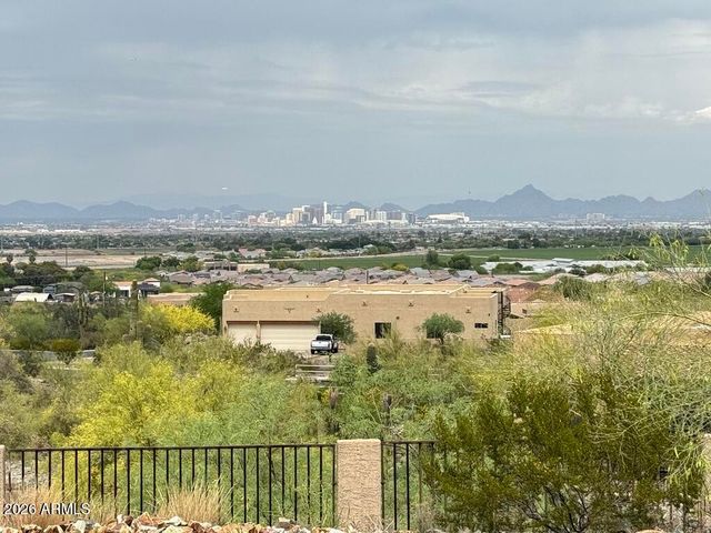 1710 W WESTERN STAR Boulevard, Phoenix, AZ 85041