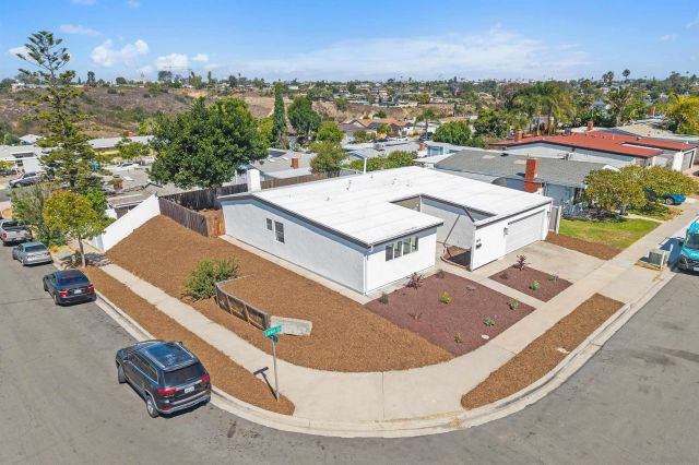 2618 Larkin Pl., San Diego, CA 92123
