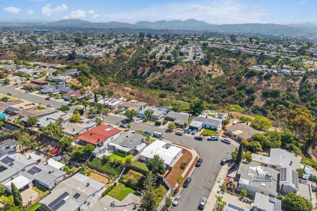 2618 Larkin Pl., San Diego, CA 92123