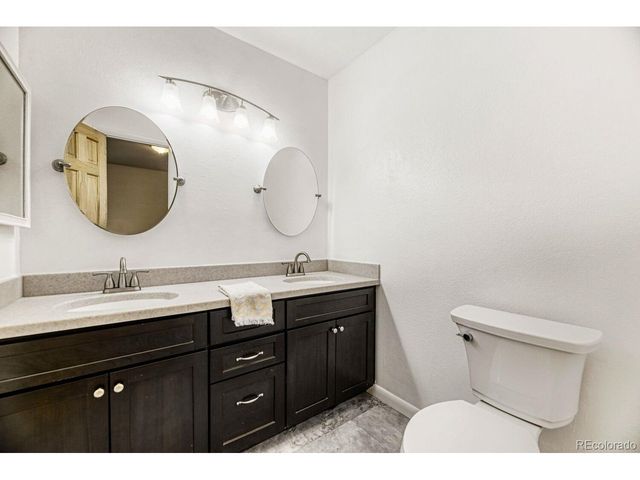 11233 E Harvard Dr, Aurora, CO 80014